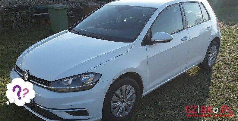2018' Volkswagen Golf photo #1