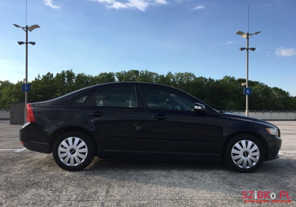 2008' Volvo S40 photo #5