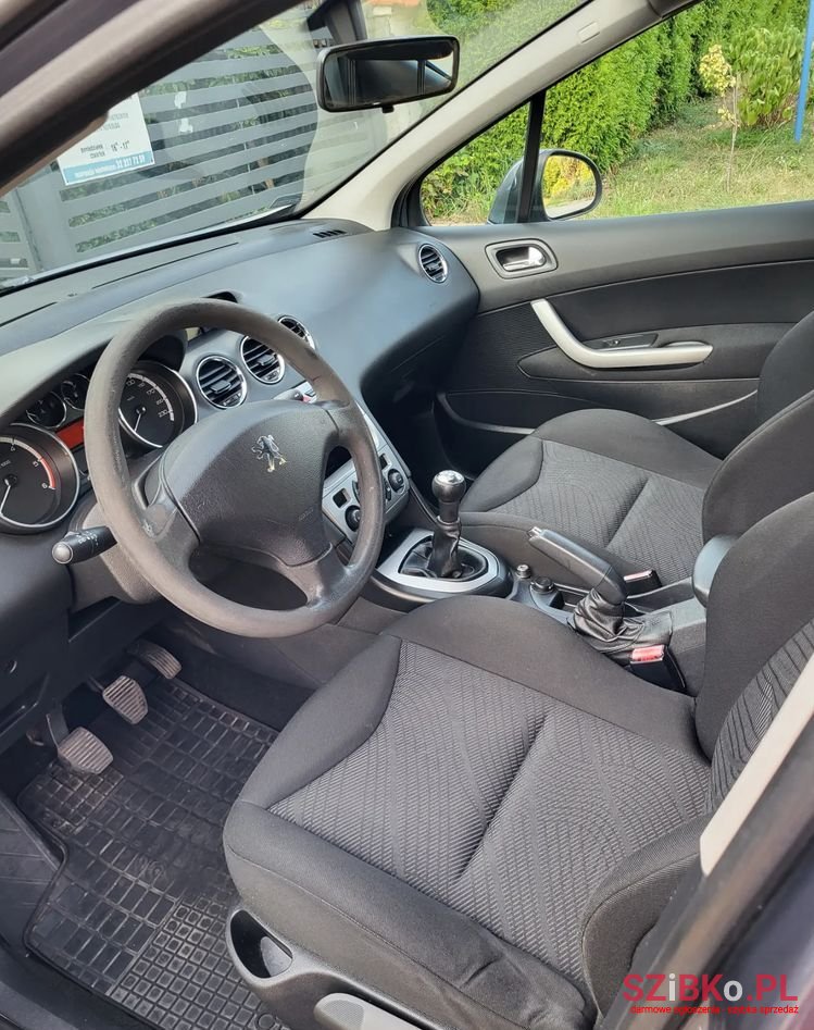 2009' Peugeot 308 photo #6
