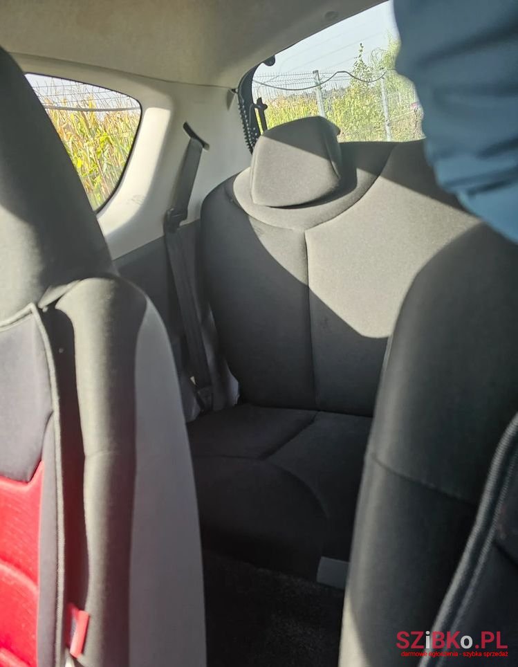 2007' Toyota Aygo 1.0 Vvt-I photo #5