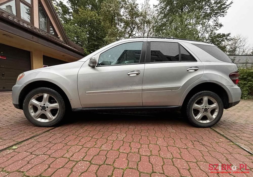 2008' Mercedes-Benz Ml 320 Cdi 4-Matic photo #5