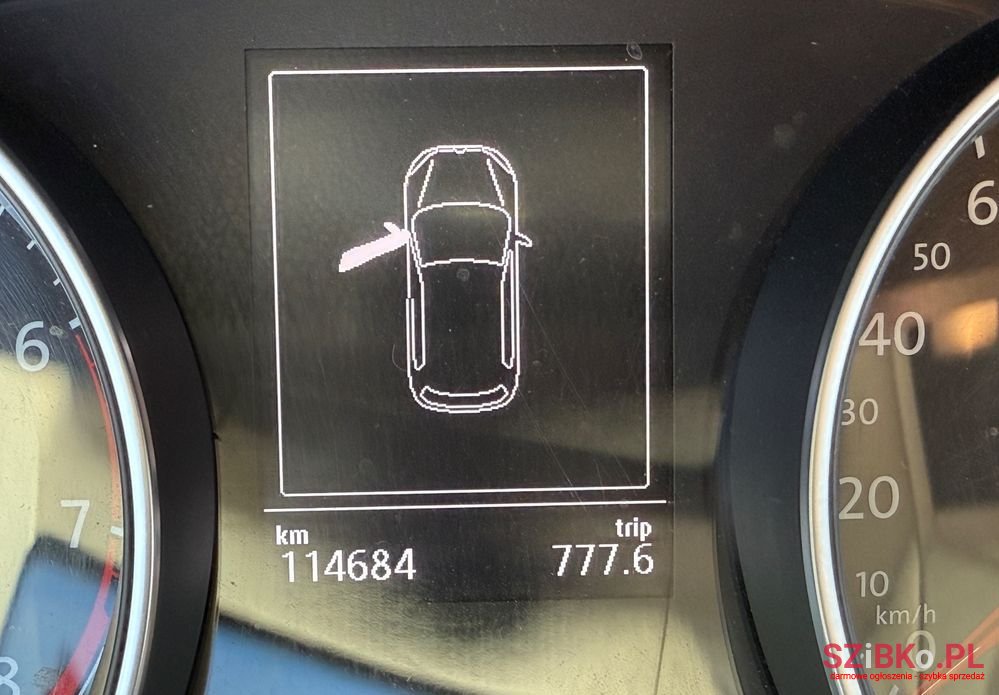 2012' Volkswagen Golf photo #6