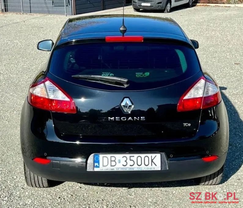 2012' Renault Megane photo #4