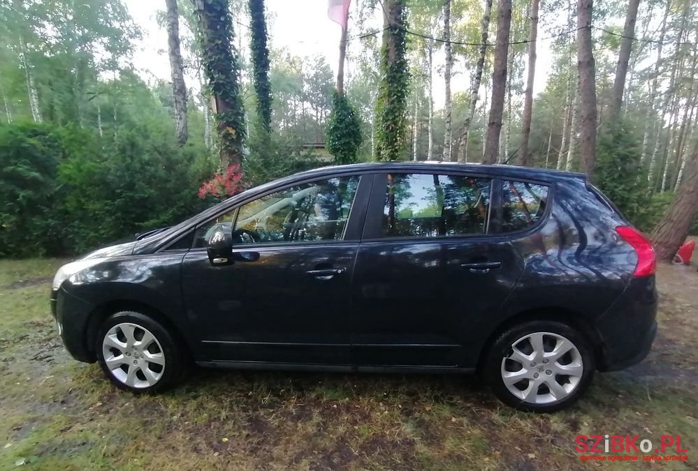 2011' Peugeot 3008 1.6 Active photo #2