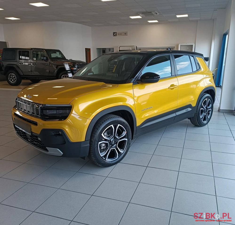 2024' Jeep Avenger photo #2