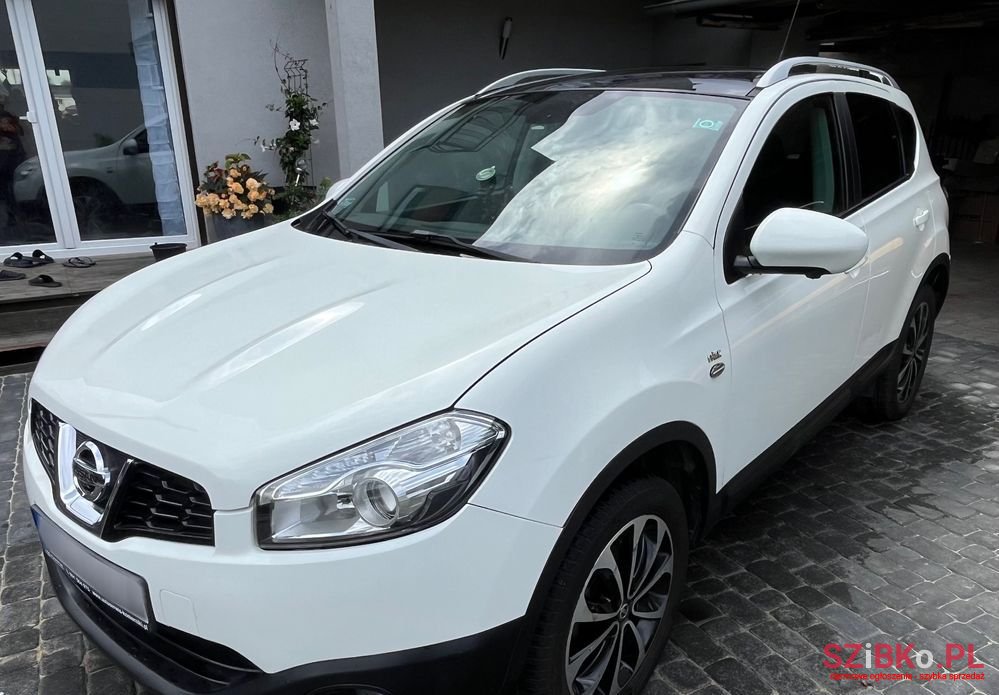 2012' Nissan Qashqai 1.6 Dci 4X4 N-Tec photo #1