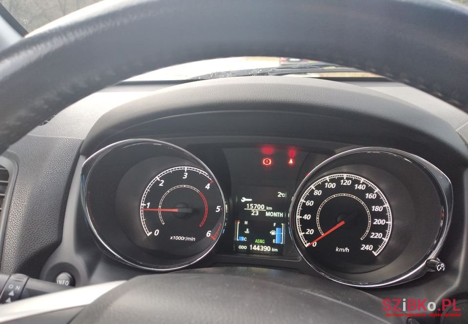 2014' Mitsubishi ASX photo #2