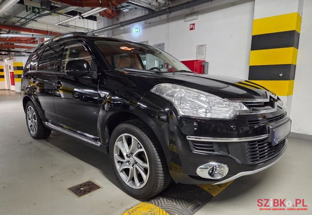 2008' Citroen C-Crosser 2.4I Cvt Exclusive photo #2