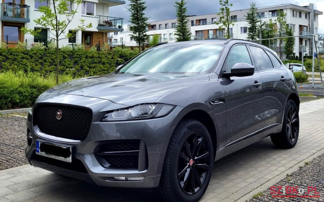 2017' Jaguar F-Pace photo #1