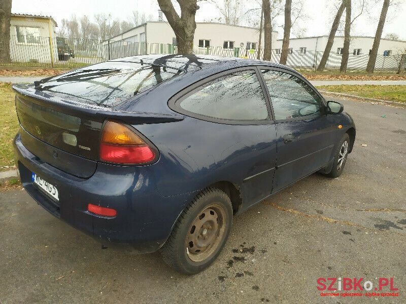 1997' Mazda 323 photo #4