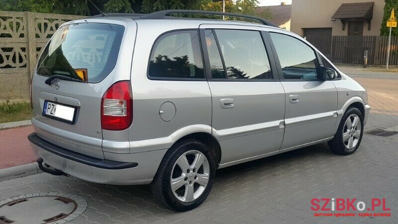 2004' Opel Zafira photo #4