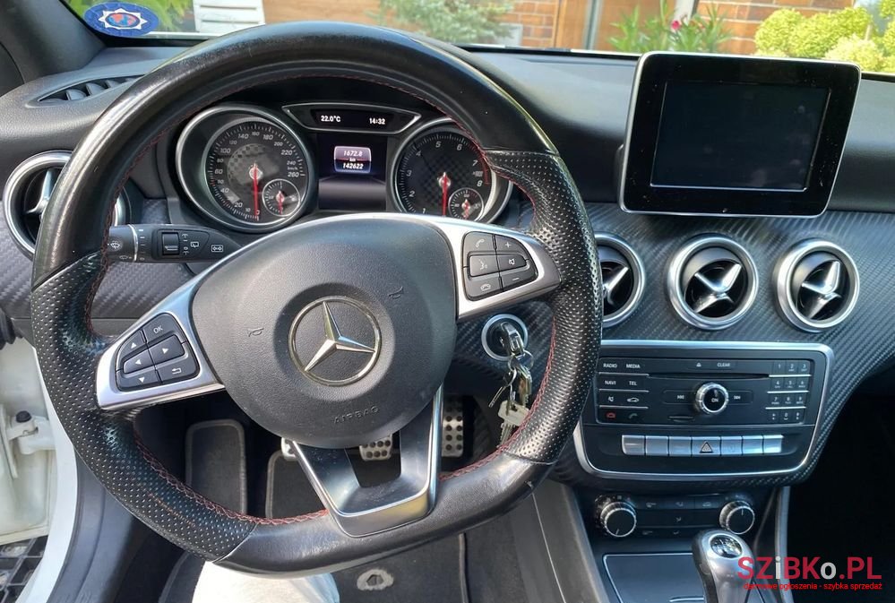 2017' Mercedes-Benz A-Class 180 photo #5