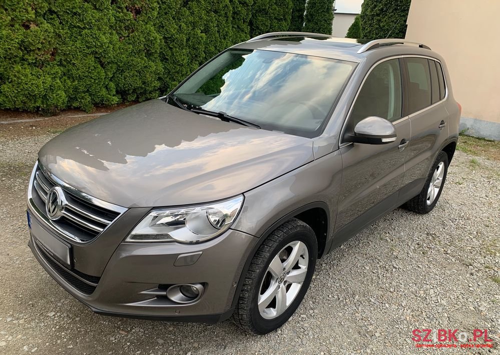 2009' Volkswagen Tiguan photo #5