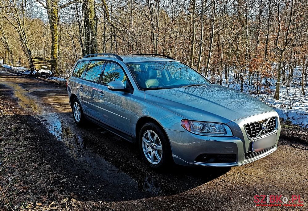 2009' Volvo V70 photo #2