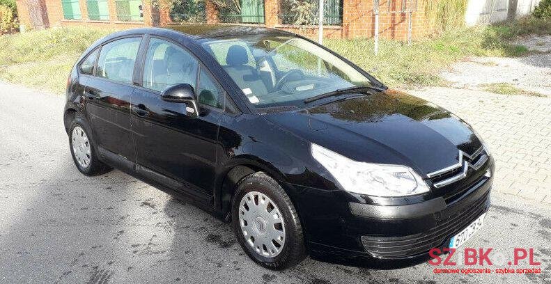 2008' Citroen C4 Picasso photo #1