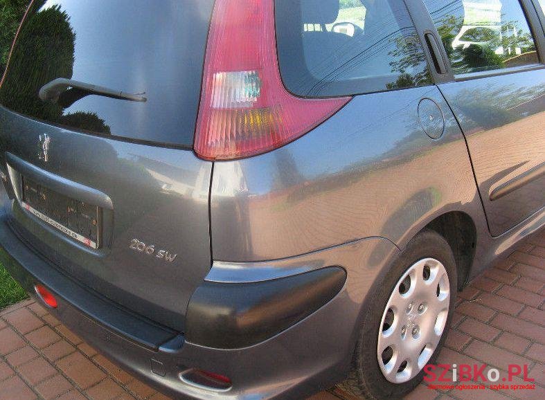 2005' Peugeot 206 photo #3