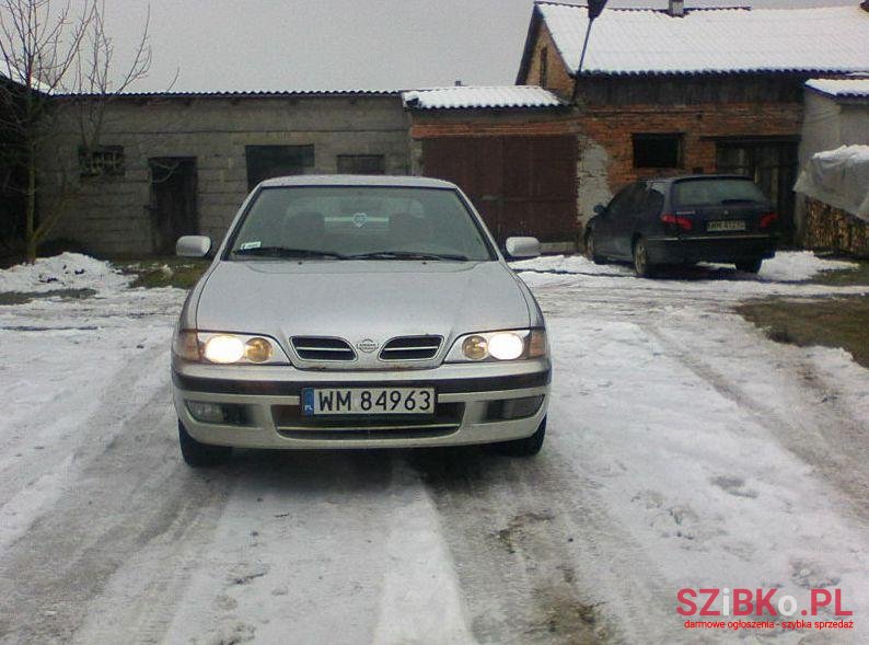 1999' Nissan Primera photo #2