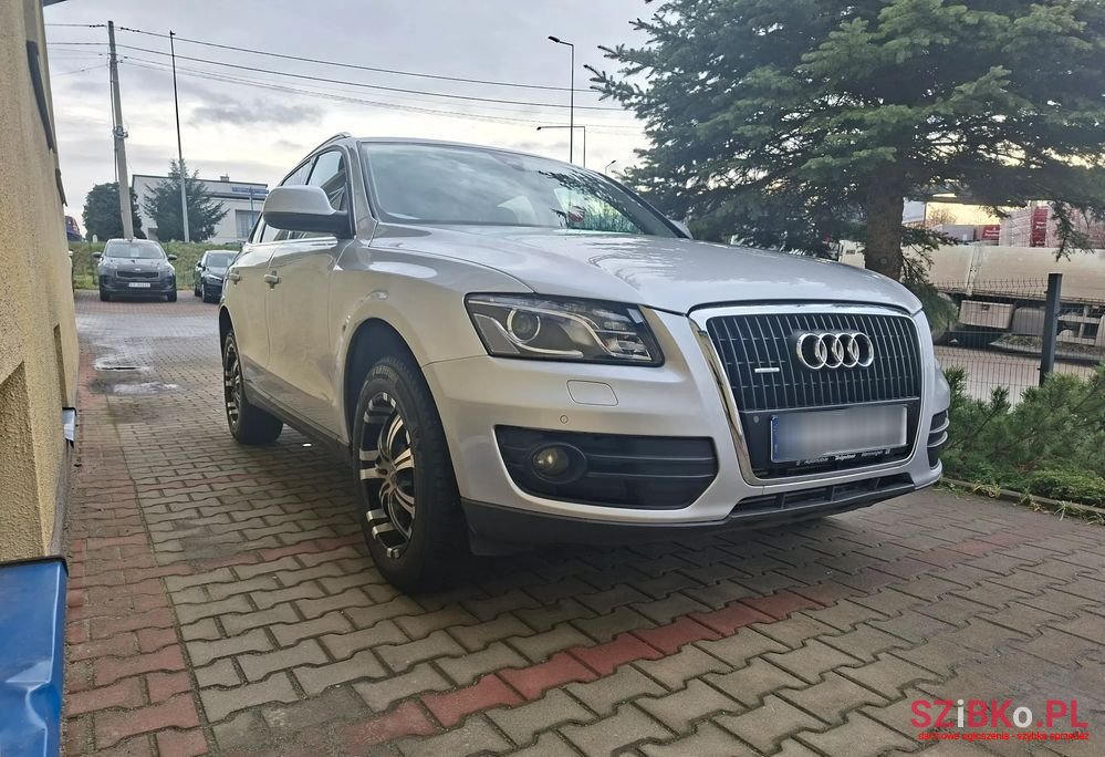 2010' Audi Q5 2.0 Tdi Quattro photo #1