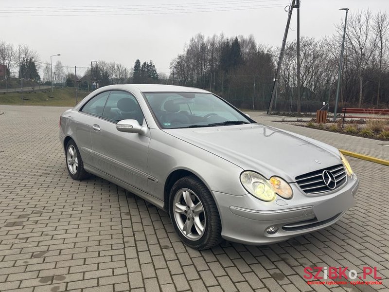 2004' Mercedes-Benz CLK 320 Avantgarde photo #4