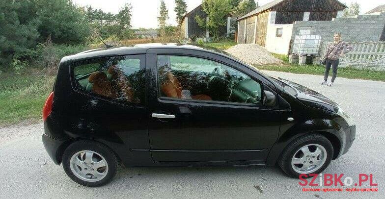 2005' Citroen C2 photo #1