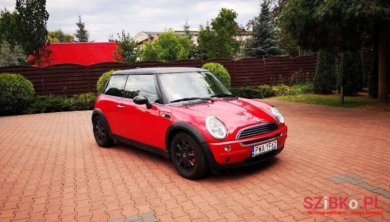 2002' MINI One photo #1
