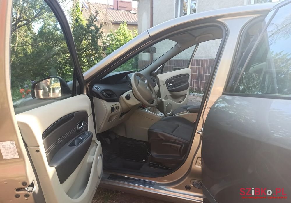 2011' Renault Scenic 1.4 16V Tce Privilege photo #4