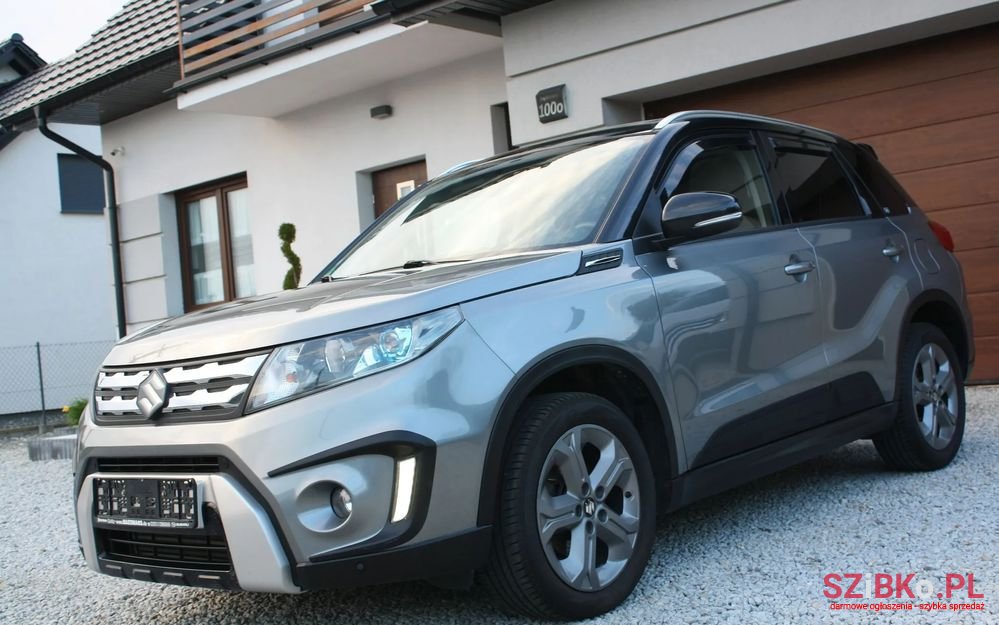 2015' Suzuki Vitara photo #3