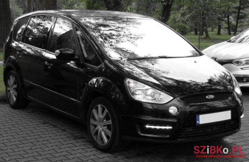 2008' Ford S-Max photo #2