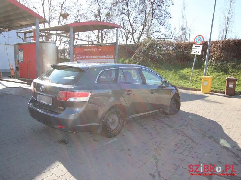 2011' Toyota Avensis 1.8 Sol Navi photo #6