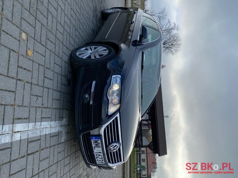 2007' Volkswagen Passat photo #1