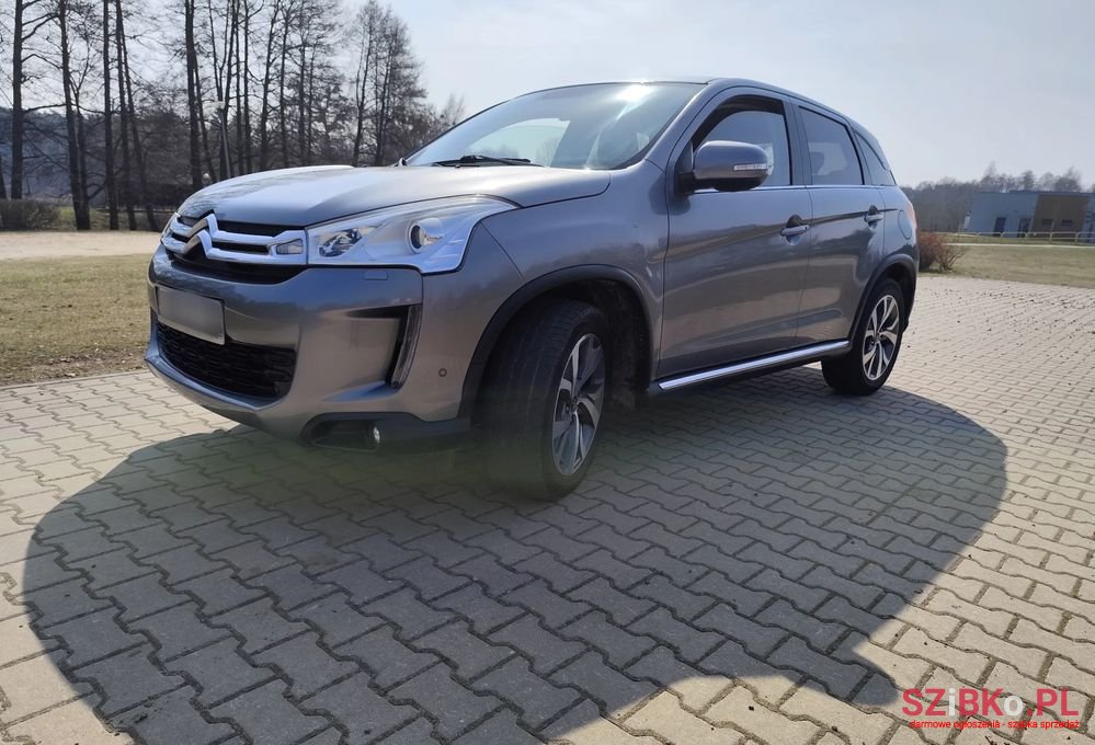 2012' Citroen C4 Aircross photo #2