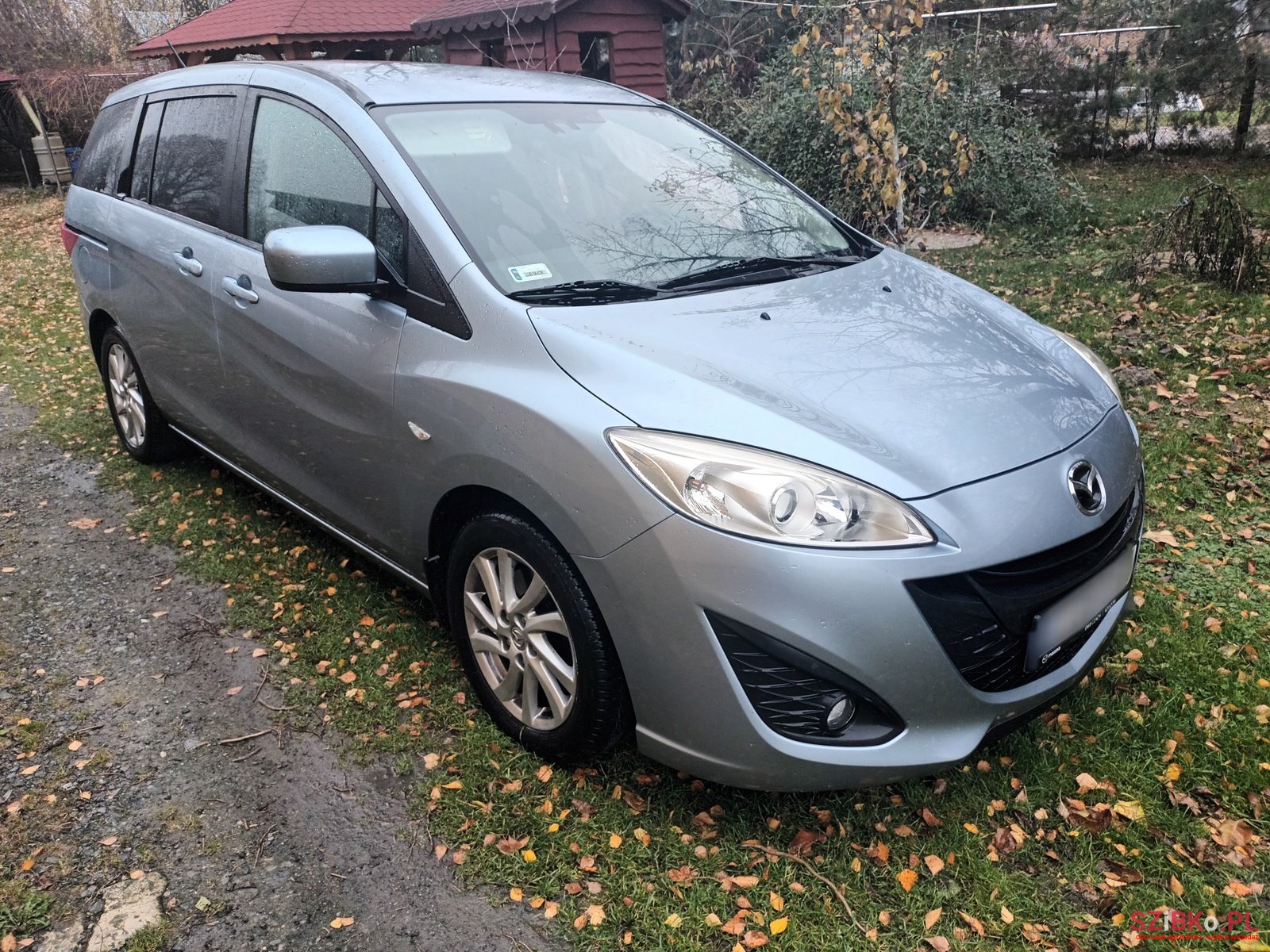 2012' Mazda 5 photo #1