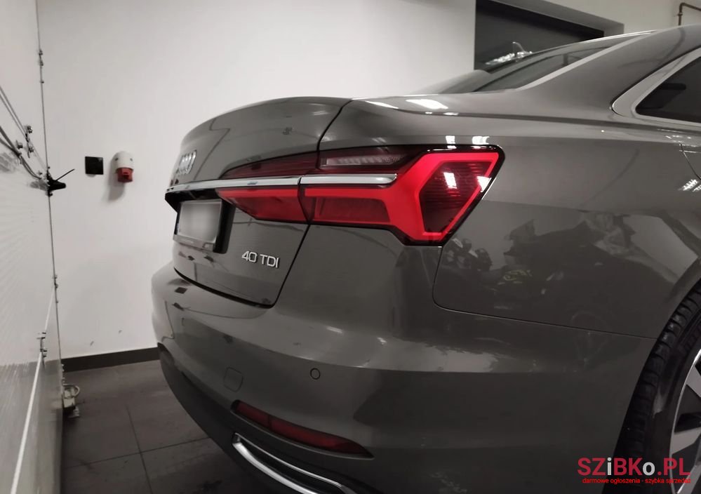 2022' Audi A6 S Tronic photo #5