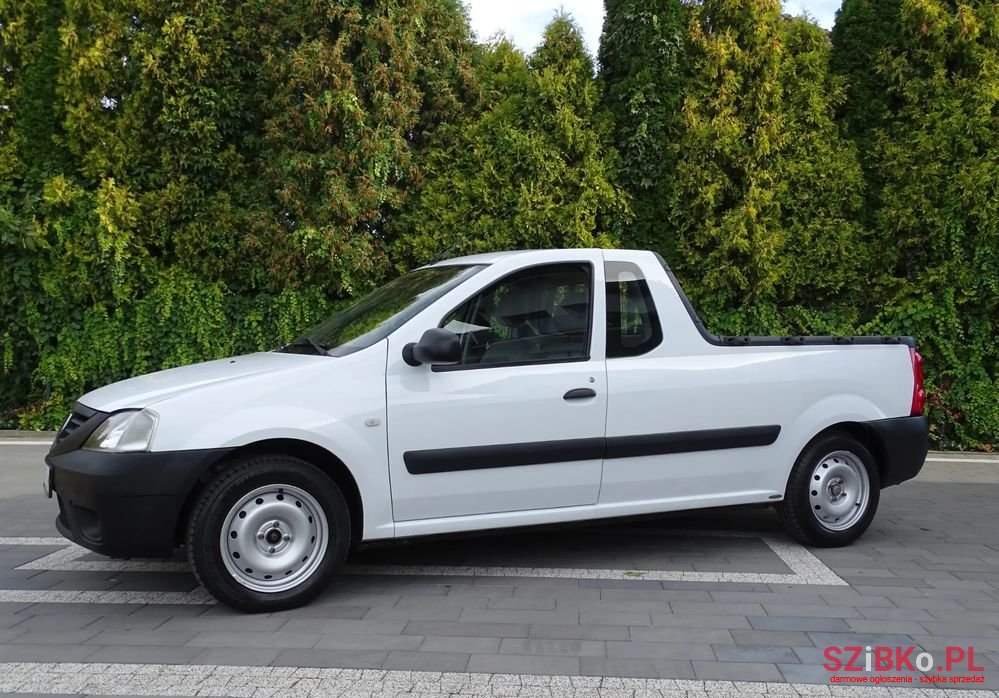 2009' Dacia Logan photo #3