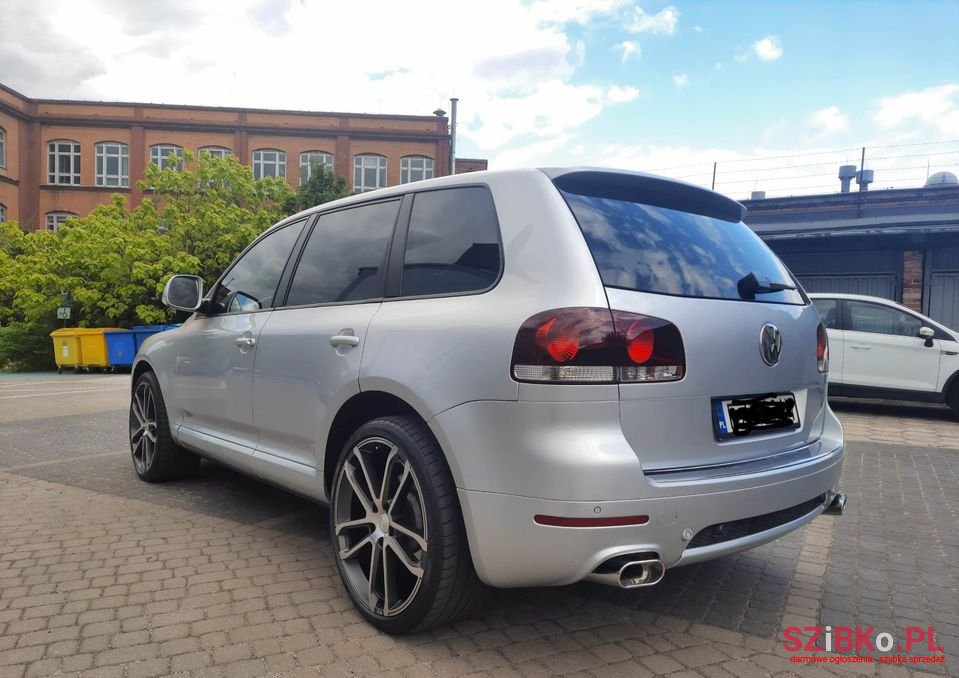 2007' Volkswagen Touareg photo #1