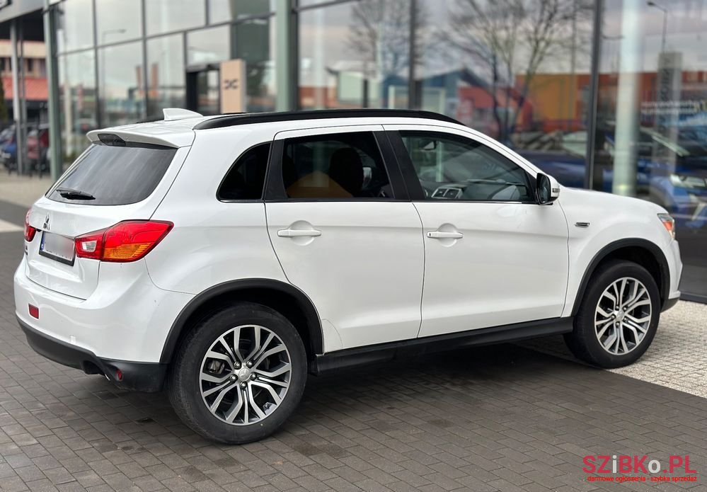 2017' Mitsubishi ASX photo #4