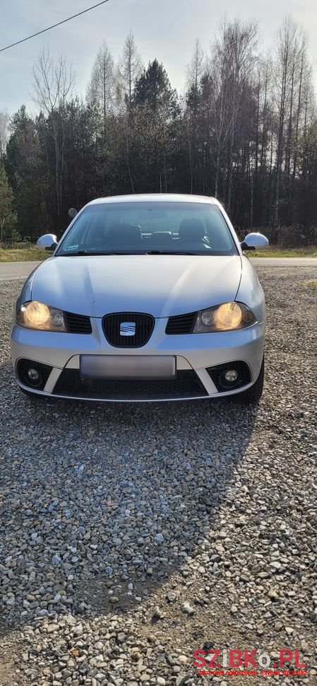 2006' SEAT Ibiza Sport photo #2