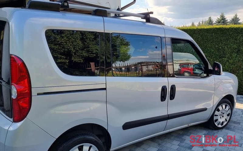 2011' Fiat Doblo 1.6 Multijet 16V Active photo #6