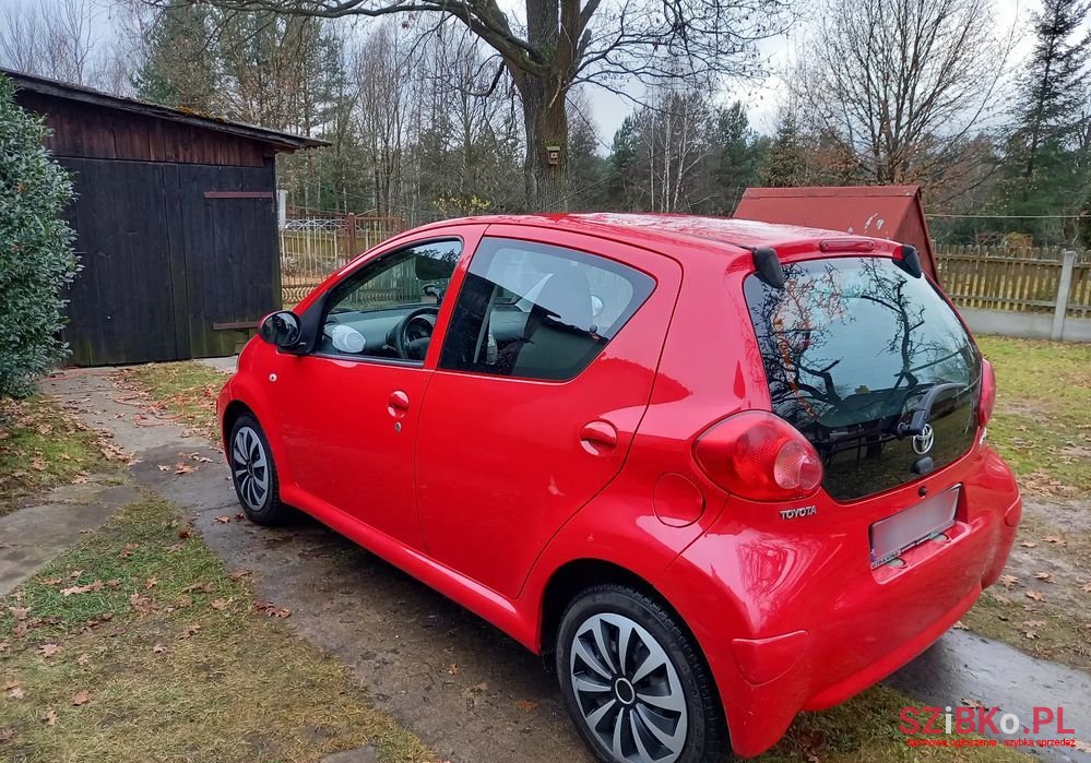 2008' Toyota Aygo photo #5