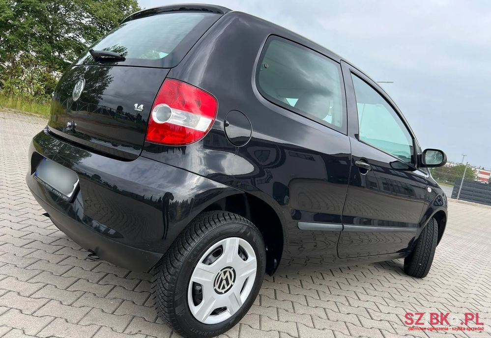 2006' Volkswagen Fox 1.4 Style photo #6