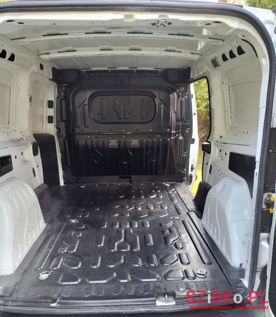 2017' Fiat Doblo photo #6