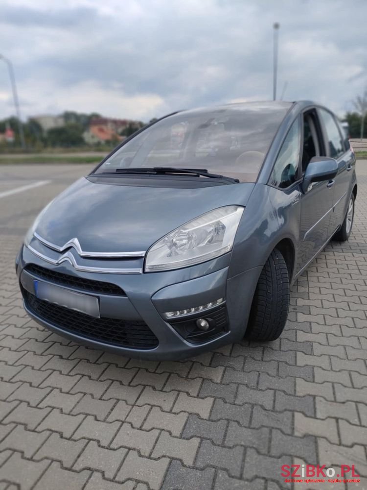 2012' Citroen C4 Picasso photo #1