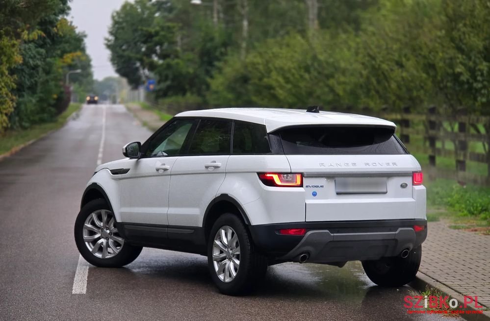 2017' Land Rover Range Rover Evoque Ed4 Hse Dynamic photo #3