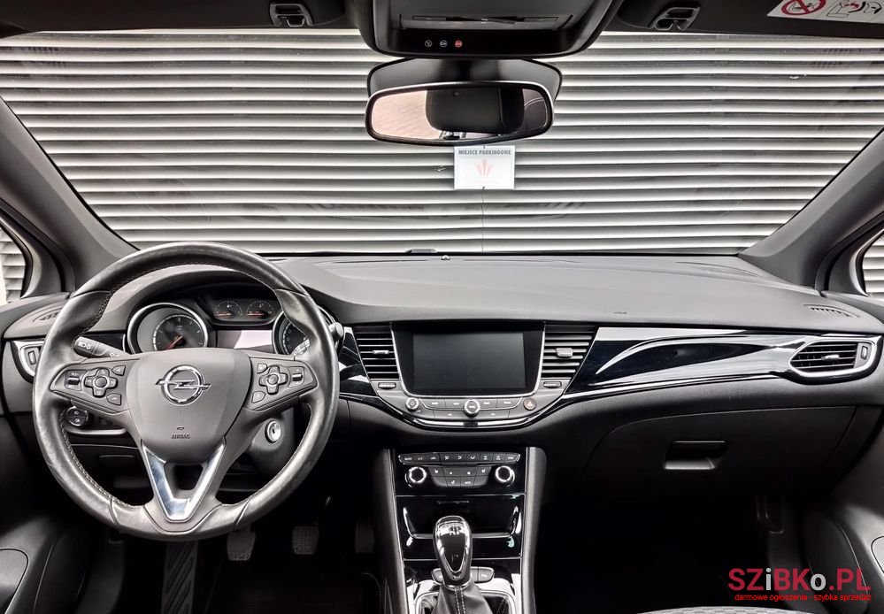 2017' Opel Astra photo #5