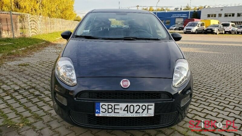 2016' Fiat Punto photo #2