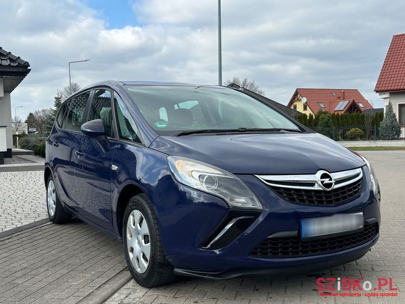 2016' Opel Zafira photo #4