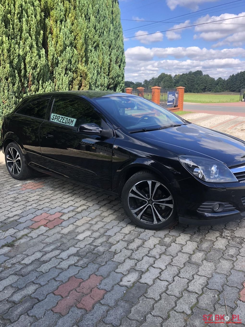 2005' Opel Astra photo #2