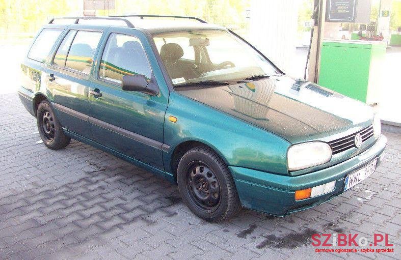 1996' Volkswagen Golf photo #1