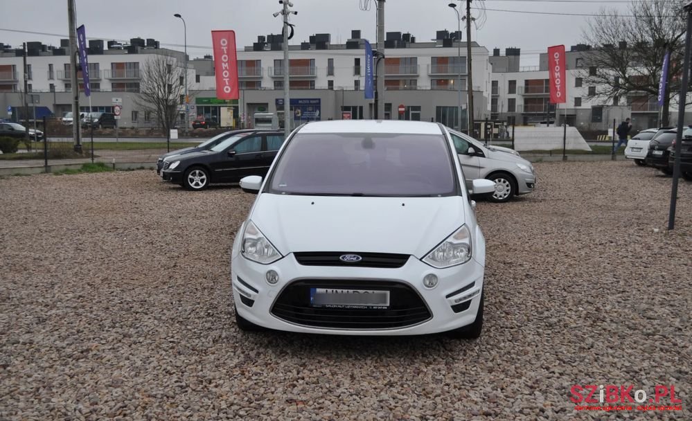 2011' Ford S-Max photo #4