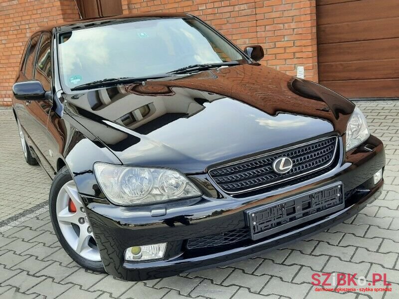 2004' Lexus IS 200 photo #1